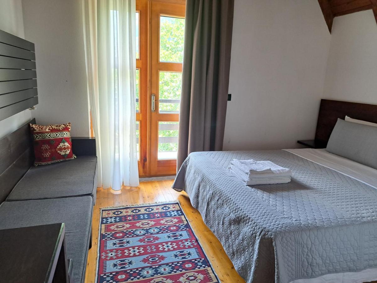 Villa Gjecaj Guesthouse And Restaurant Theth Eksteriør billede