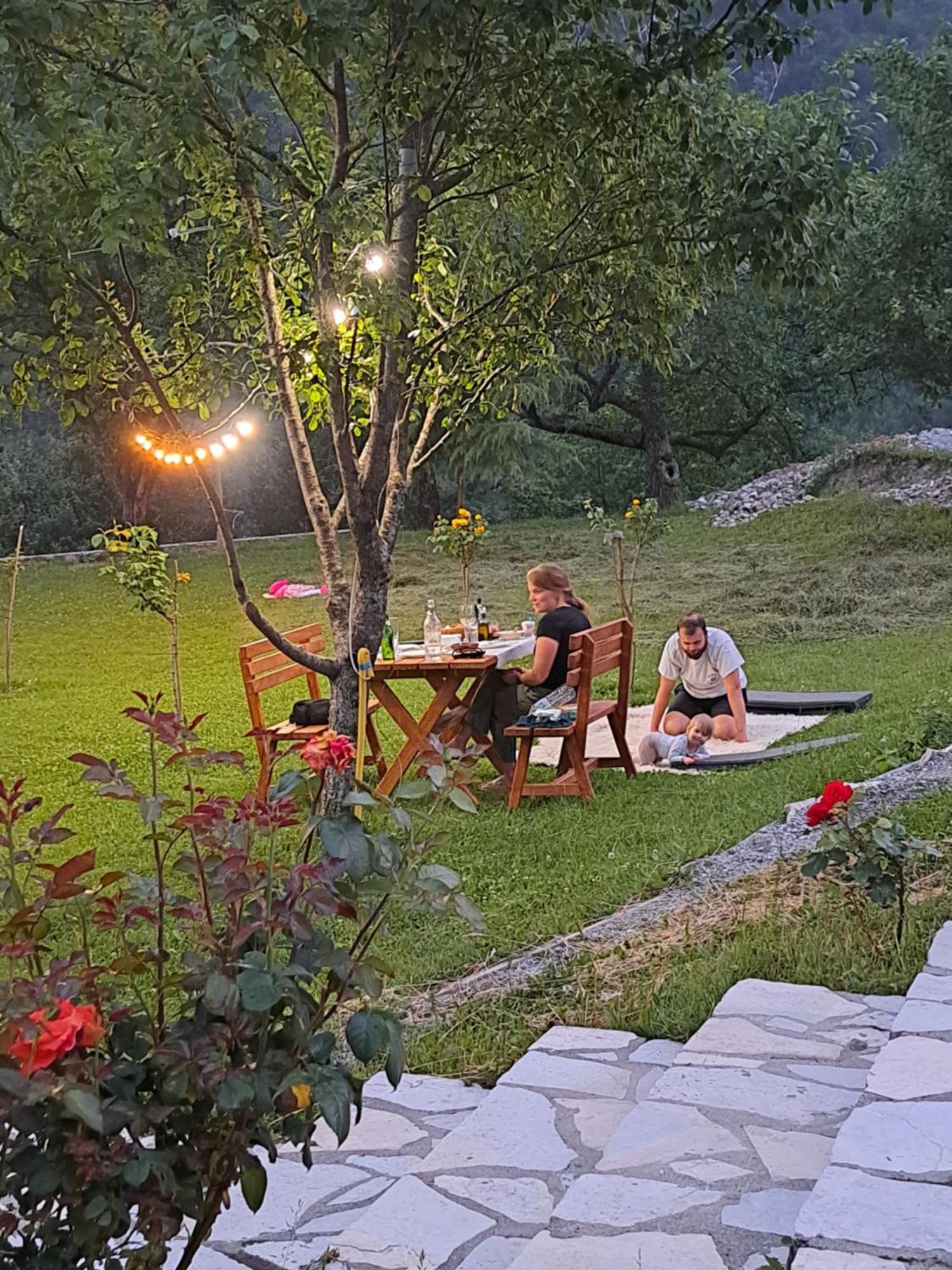 Villa Gjecaj Guesthouse And Restaurant Theth Eksteriør billede