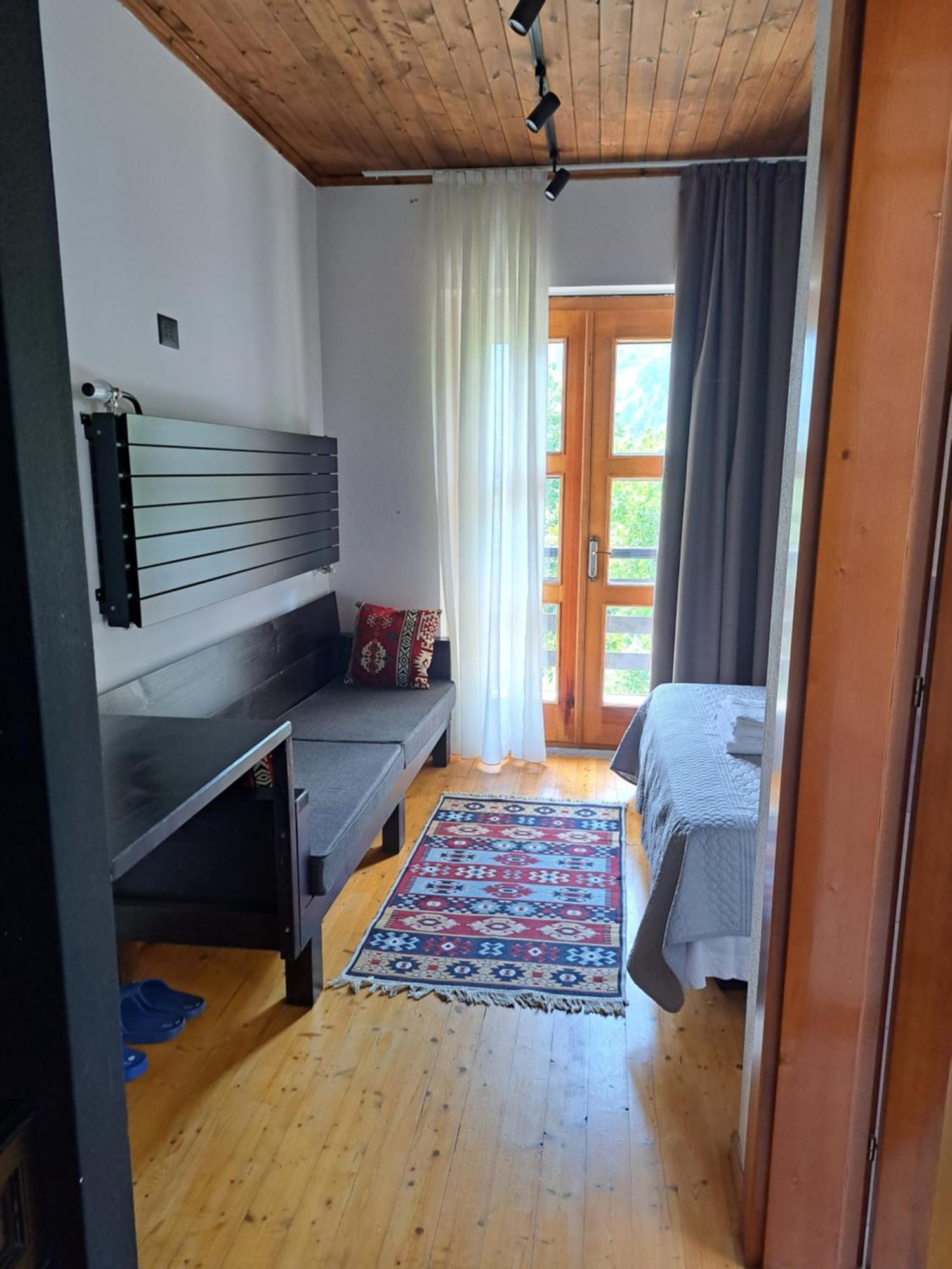Villa Gjecaj Guesthouse And Restaurant Theth Eksteriør billede