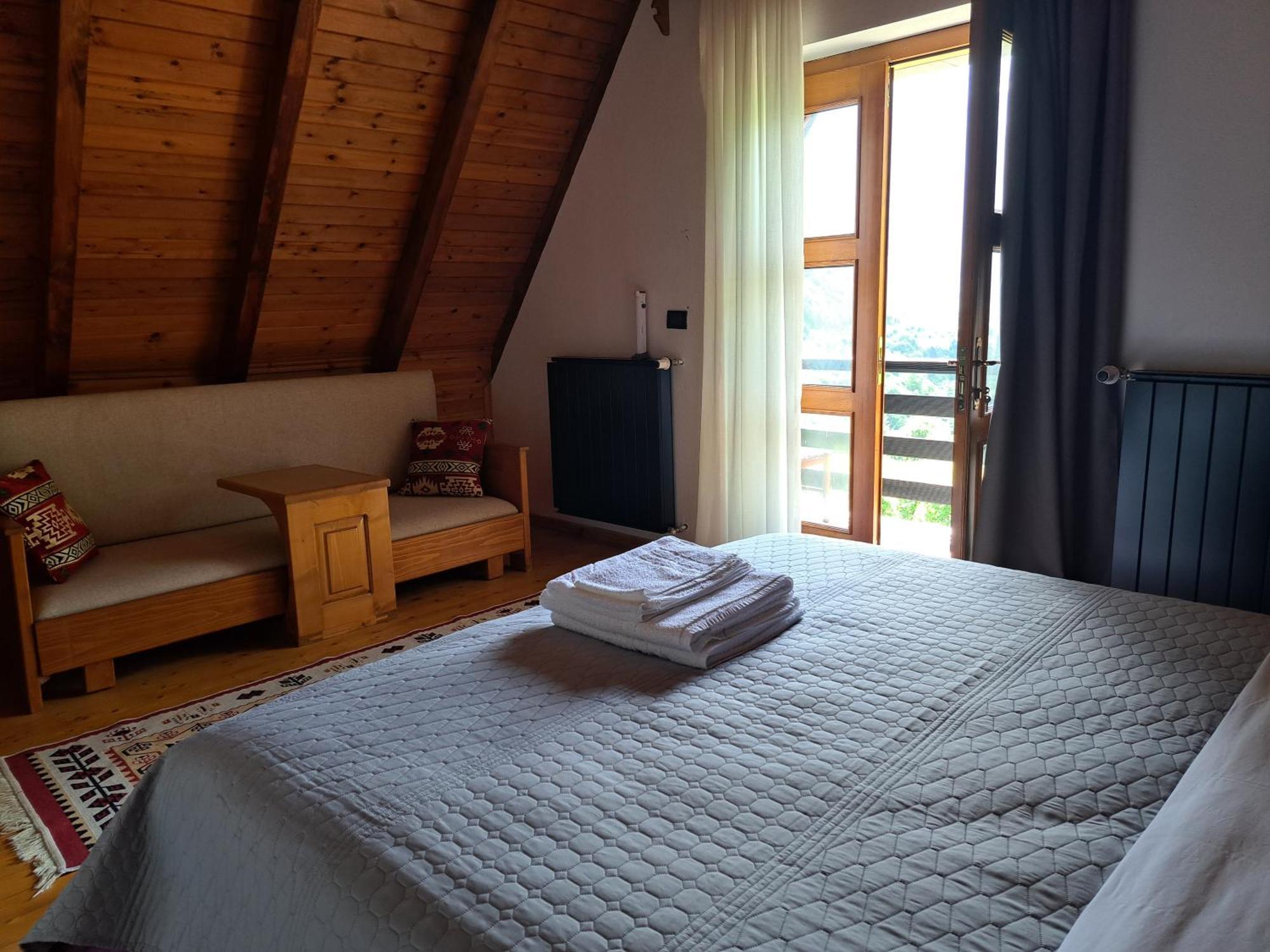 Villa Gjecaj Guesthouse And Restaurant Theth Eksteriør billede